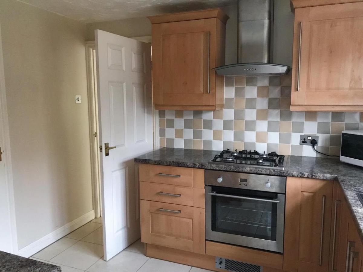 Chani Place Northampton Eksteriør bilde