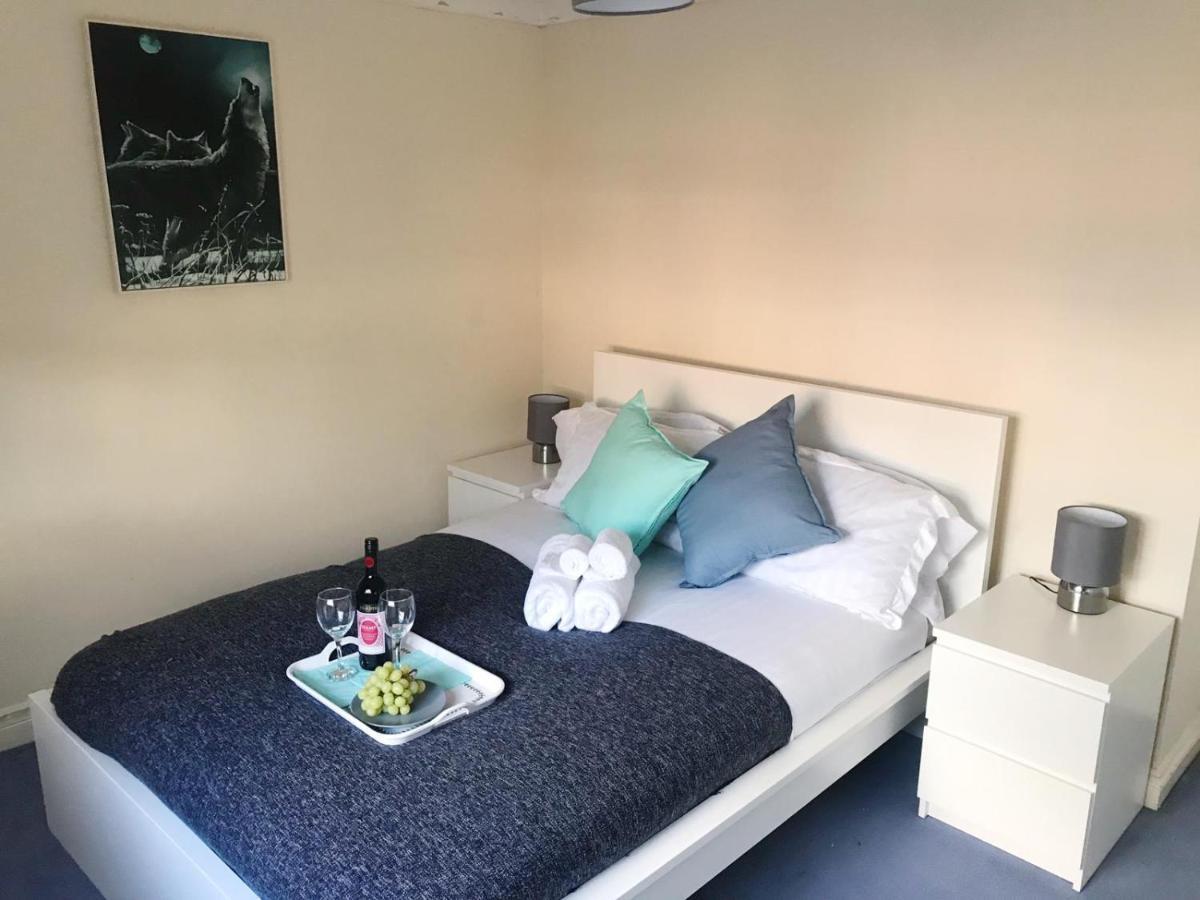 Chani Place Northampton Eksteriør bilde