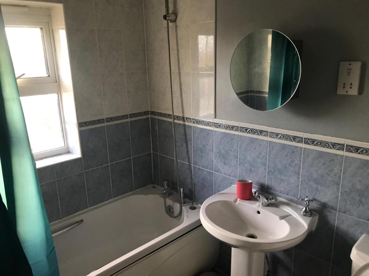 Chani Place Northampton Eksteriør bilde